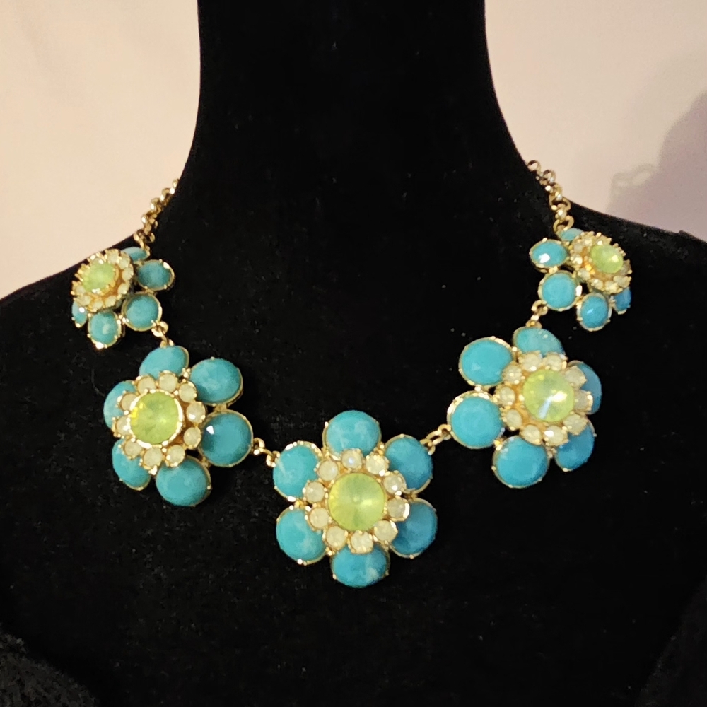 Floral Turquoise Ajustable Necklace Set